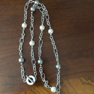 Pearl chain necklace